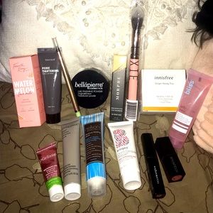 Lux beauty bundle! Innisfree; Bliss; Luxie & more!